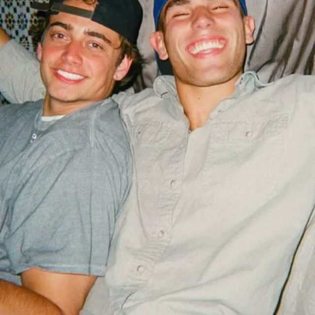 first come first serve 🙂‍↔️

save your money for halloweekend and tour your future home @ 4250 alafaya trail, suite 212