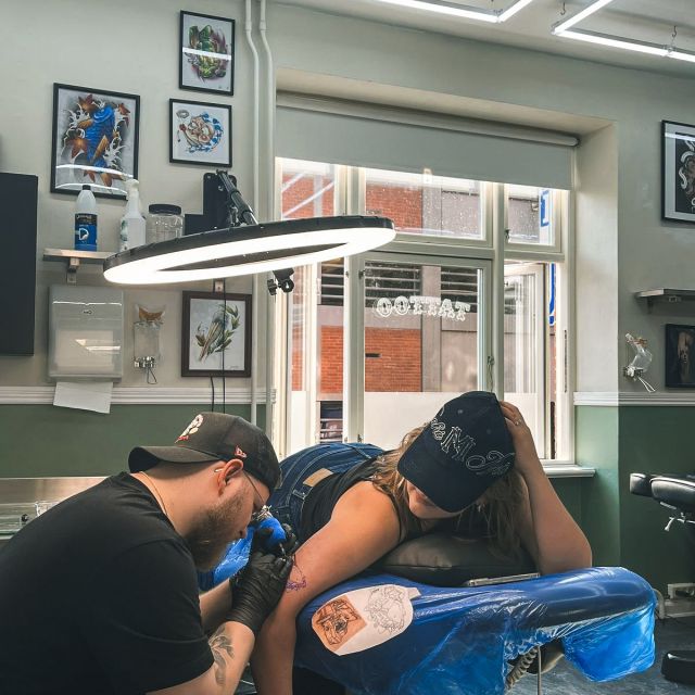 next tattoo on us😉

get inked @ VERVE, here’s the run down:

drinks, snacks, new ink, and the best damn time on us 🖋️ 

spots (and tattoos) are limited, rsvp with the link in bio before spots run out 🖤