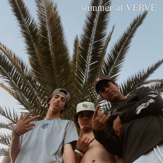 ucf summers hit different when ur biggest responsibility is deciding which amenity to use first 🙂‍↔️

your best damn summer starts @ VERVE 🤝